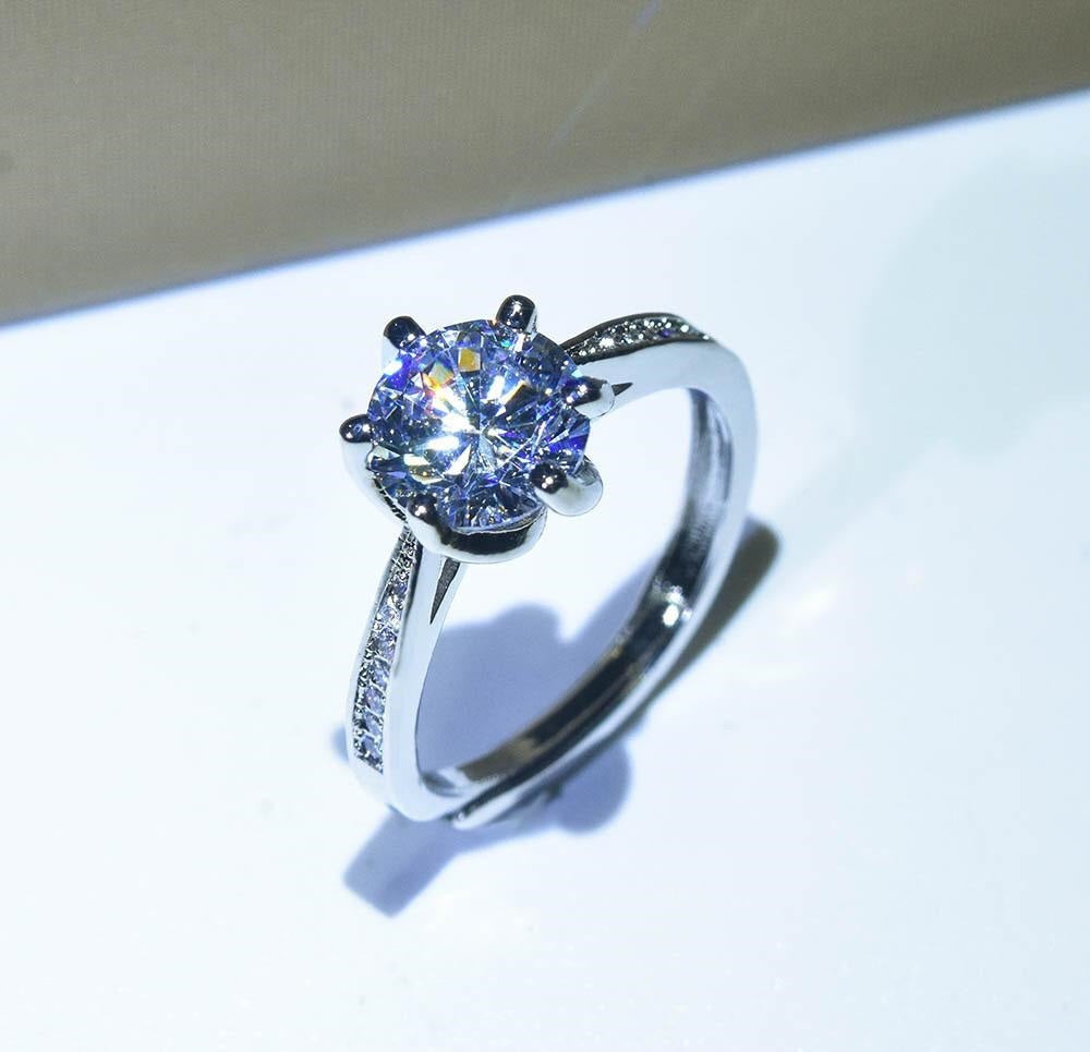 Crsnt Adjustable Oval Ring – Elegant Silver-Plated Ring for Women