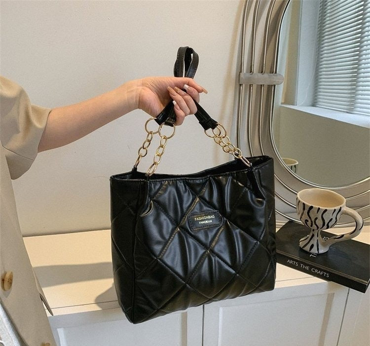 014- Crsnt BBM Large Plain Leather Bag HBGH