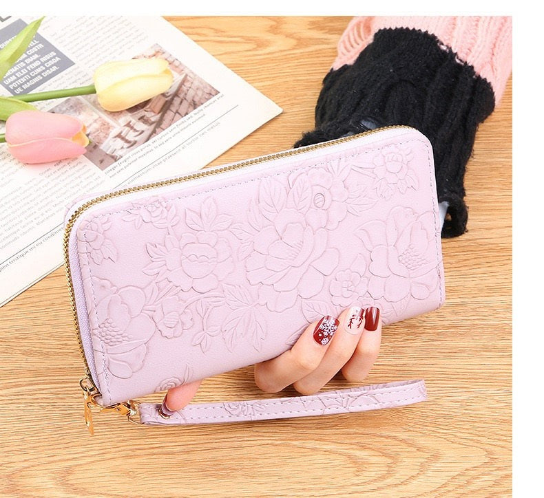 010- Crsnt LMP Printed Flower Women Clutch HBGH