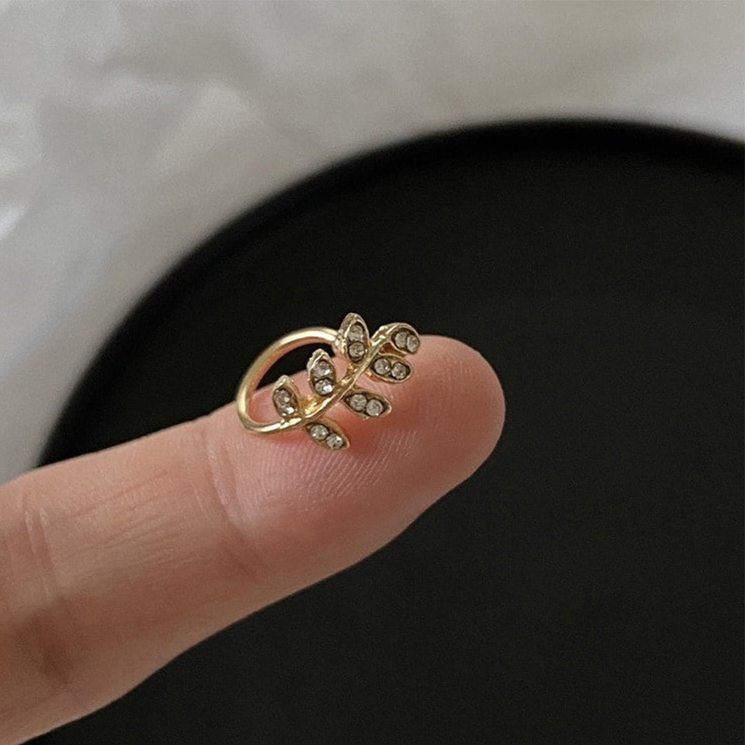 10 Leaf Single Ear Cuff