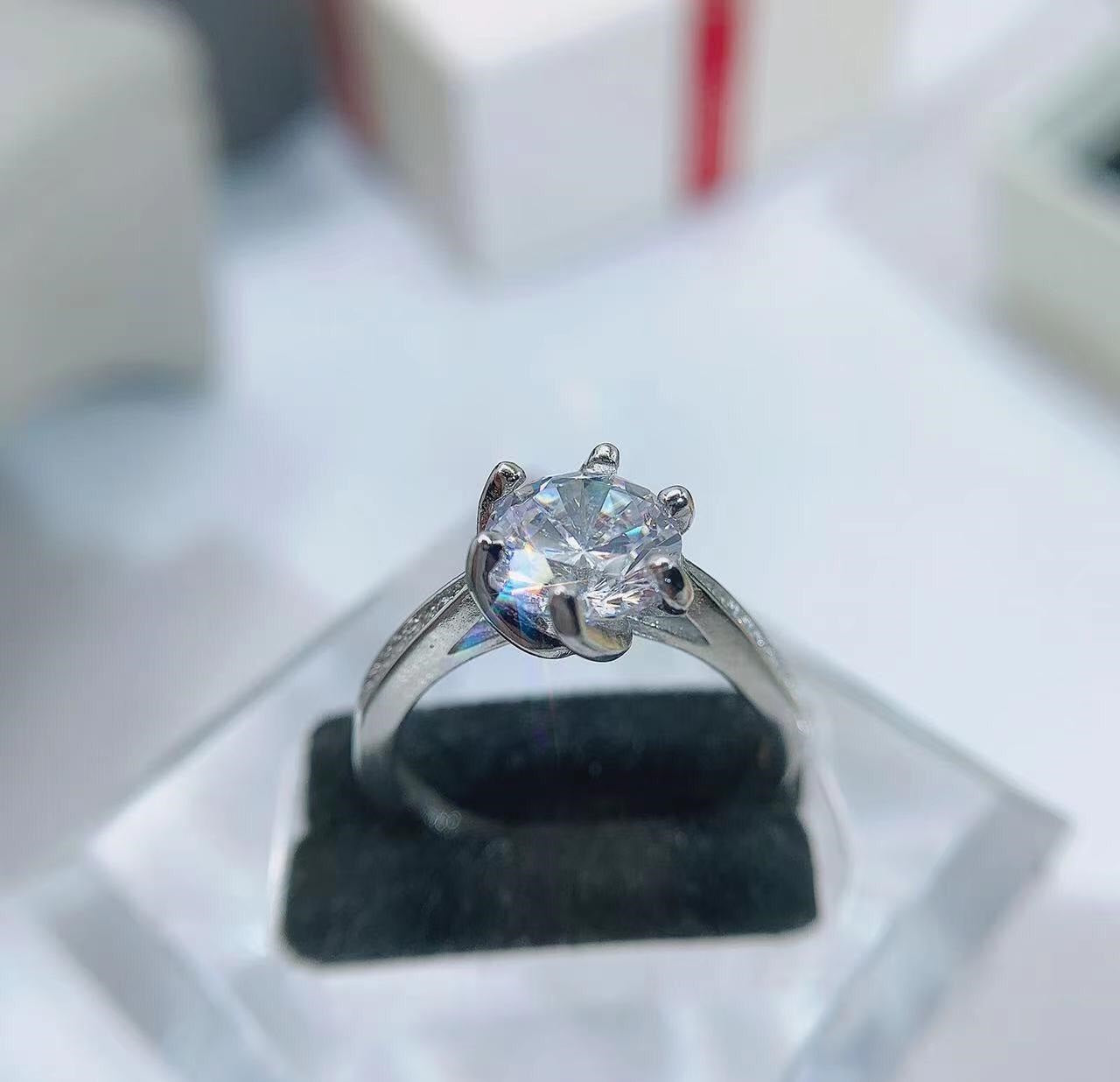 Crsnt Adjustable Oval Ring – Elegant Silver-Plated Ring for Women