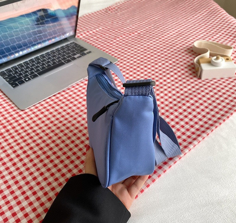 017- Crsnt BBM Cross Body Plain Bag- HBGH