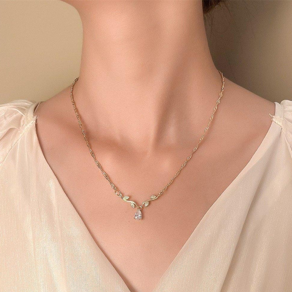 Leaf TearDrop Pendant