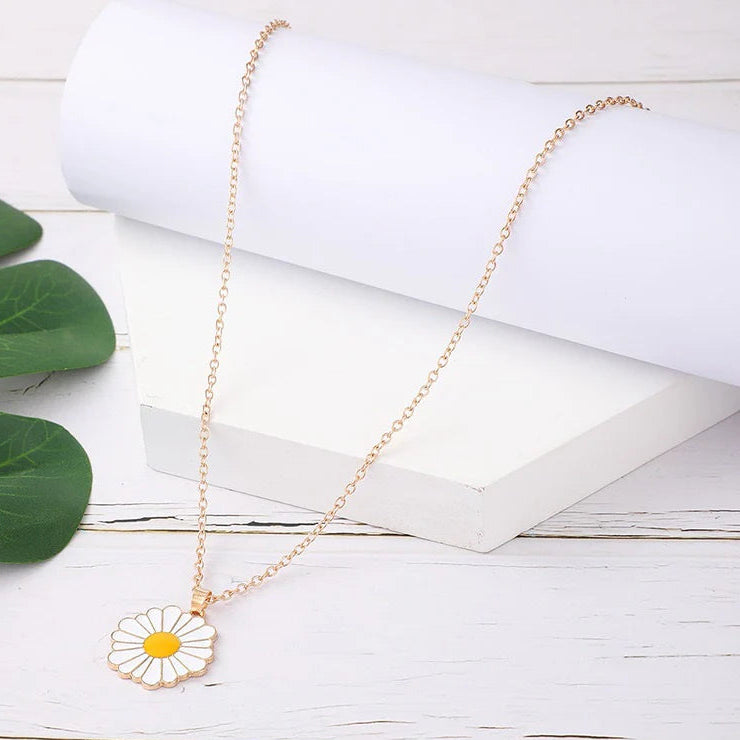 Morflora Pendent With Chain