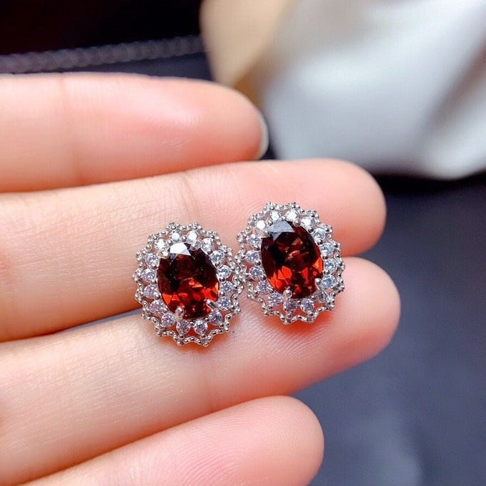 Royal Blood Zircon Pendent Set