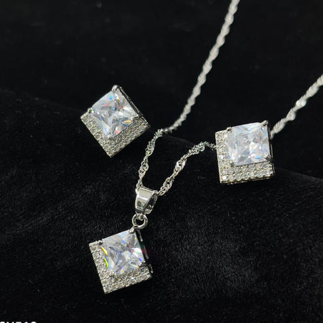 Square Pendent Set