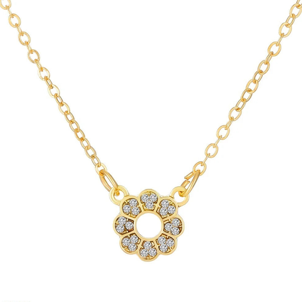QWN Round Flower Pendent