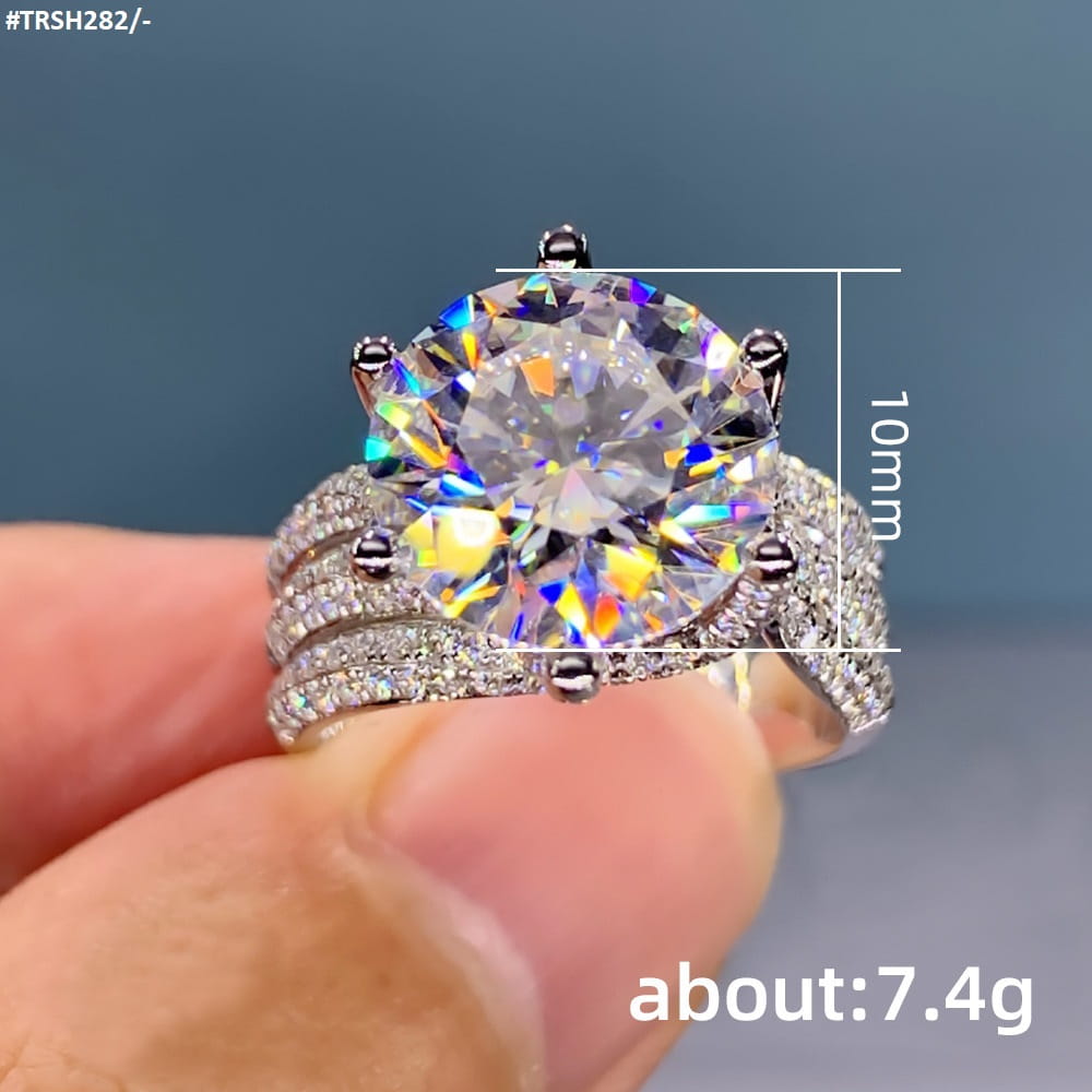 Zircon Round Curved Link Ring