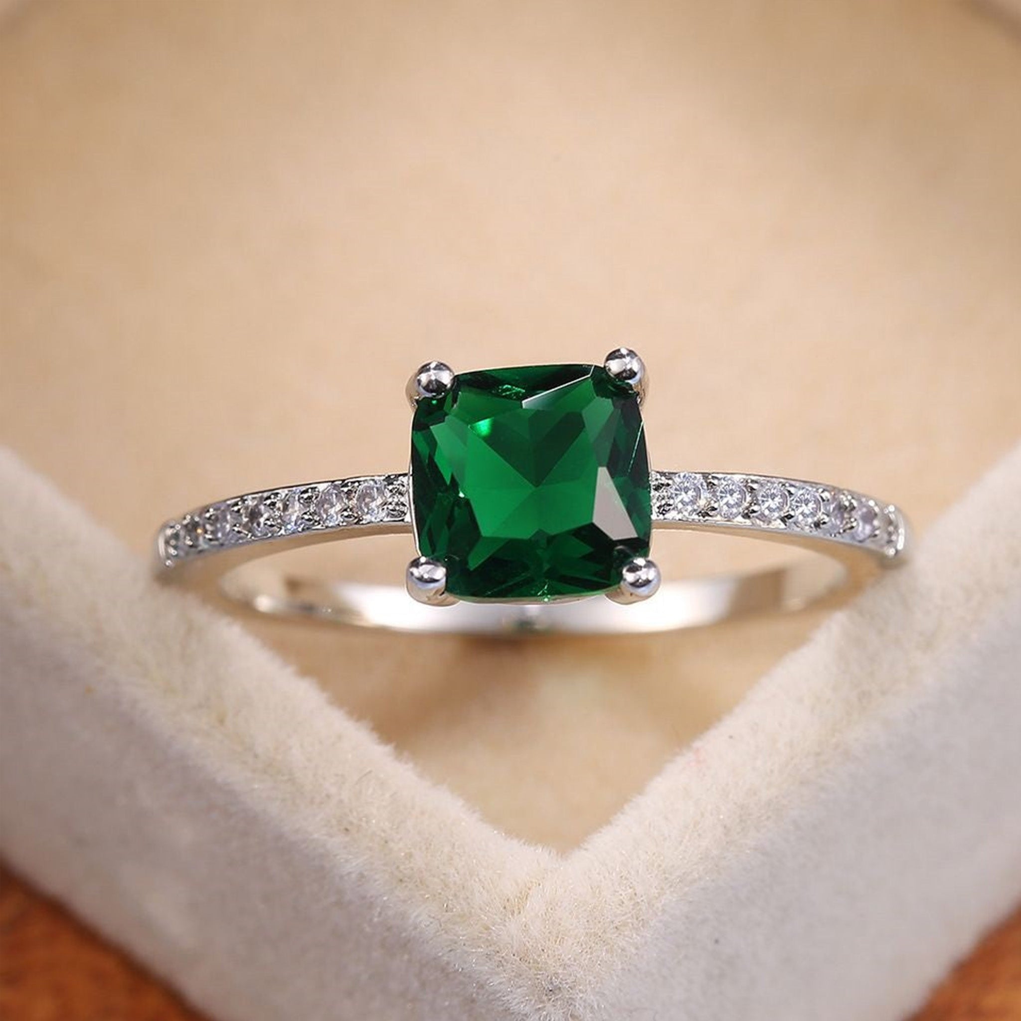 Cushion Panna Zircon Ring