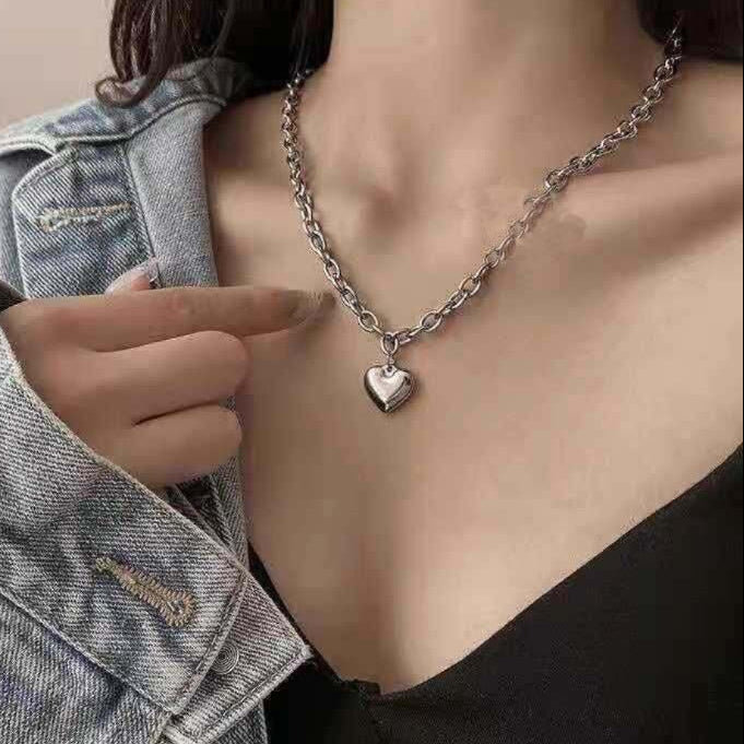 Silver Heart Promising Necklace 02
