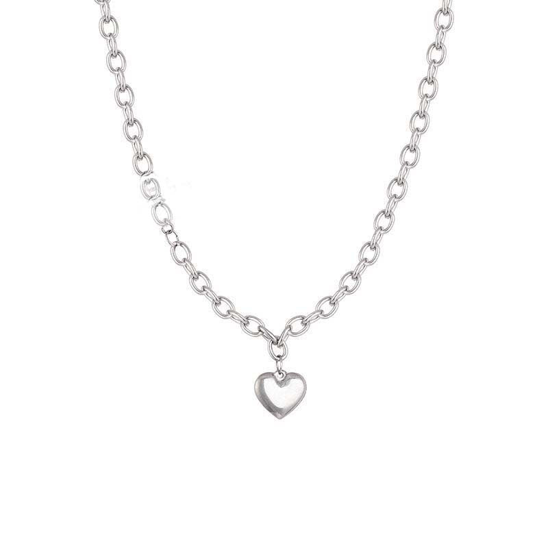 Silver Heart Promising Necklace 02