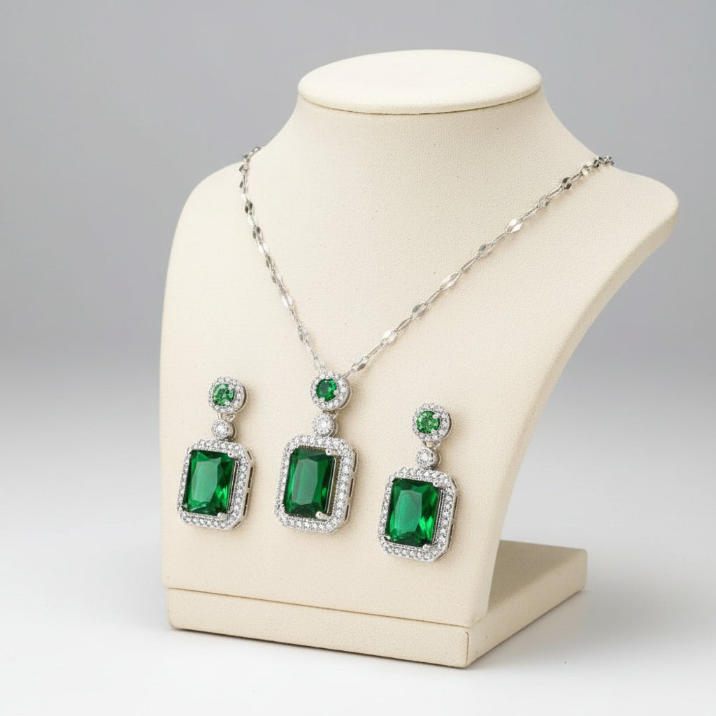 Emeral Pendents