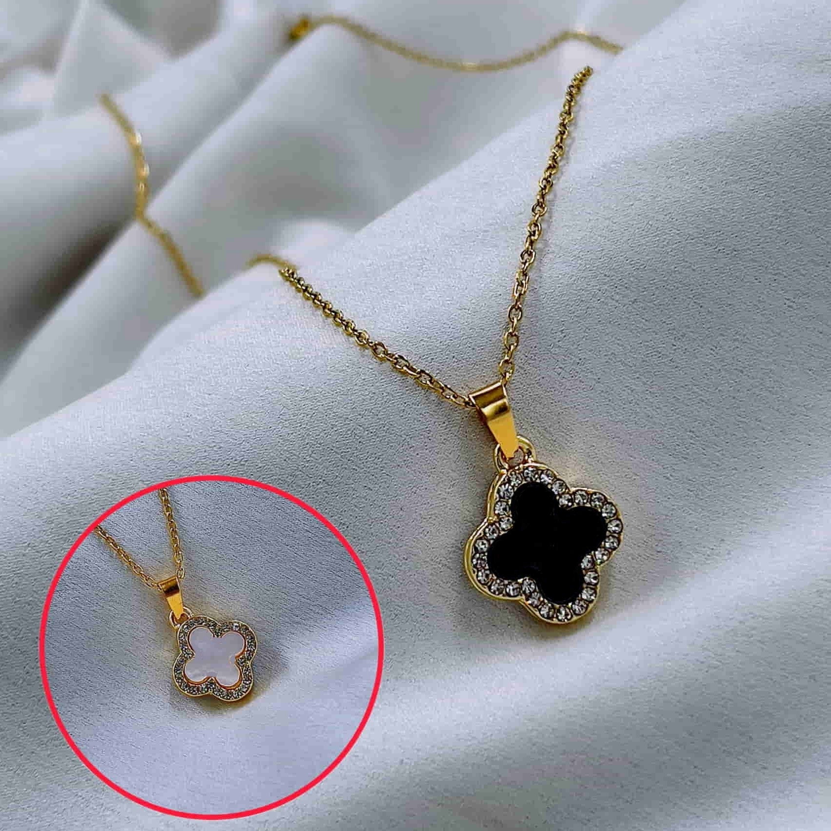 Elegent Clover Necklace